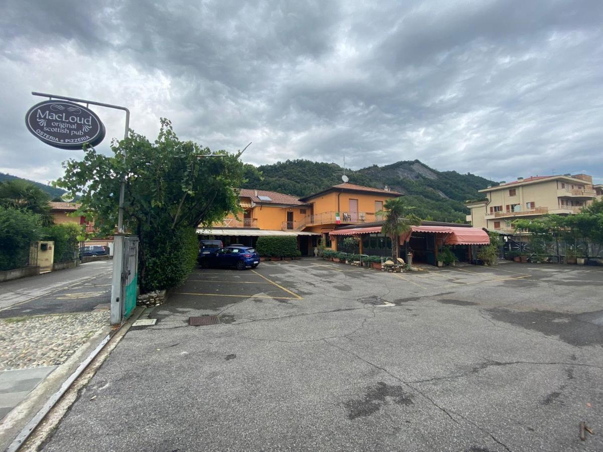 Macloud Pub B&B Sarnico Exterior photo