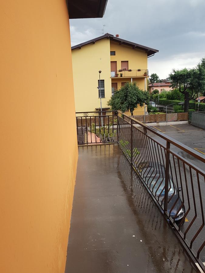Macloud Pub B&B Sarnico Exterior photo