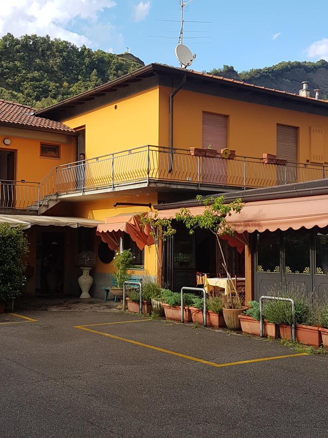 Macloud Pub B&B Sarnico Exterior photo